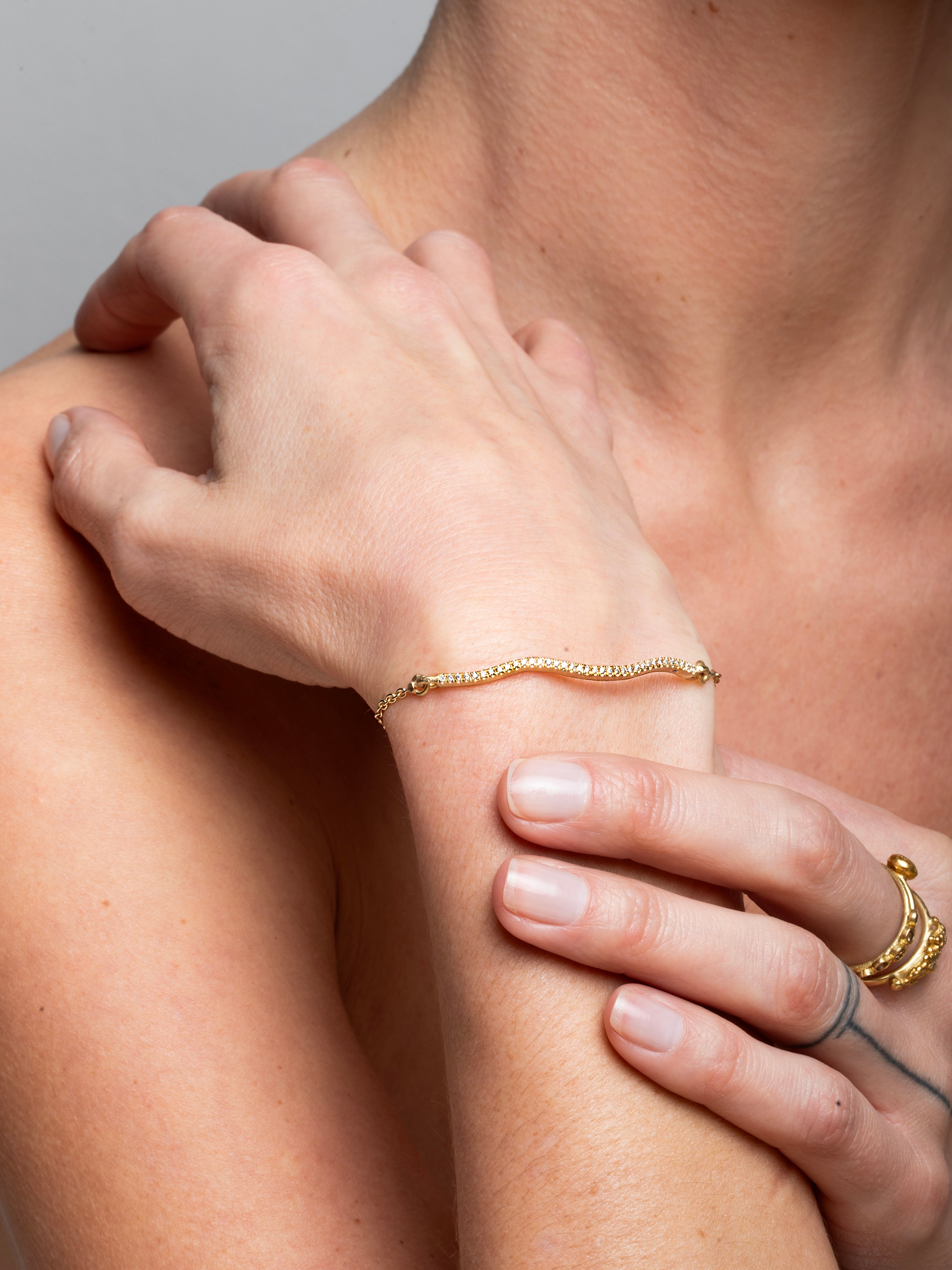 Bracelet